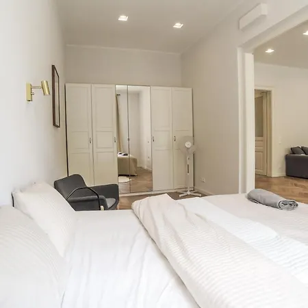 Apartment Royal Panorama Right By The Chain Bridge *